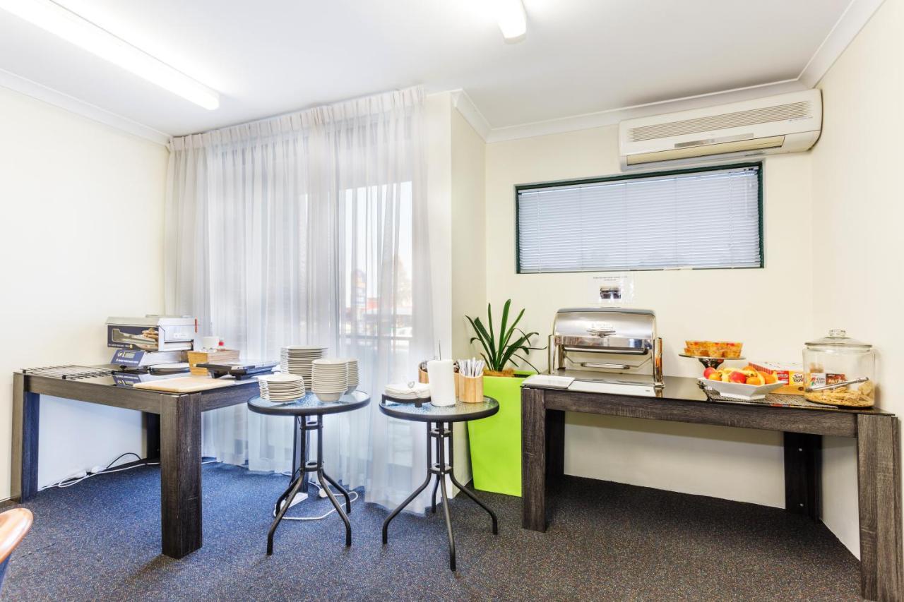 Perth Ascot Central Apartment Hotel Official Bagian luar foto