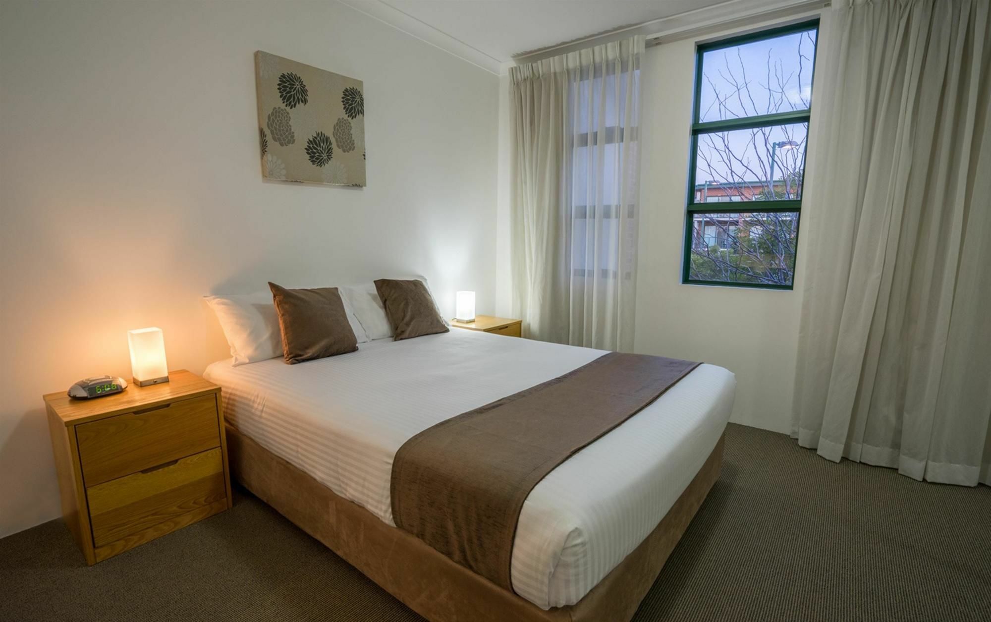 Perth Ascot Central Apartment Hotel Official Bagian luar foto