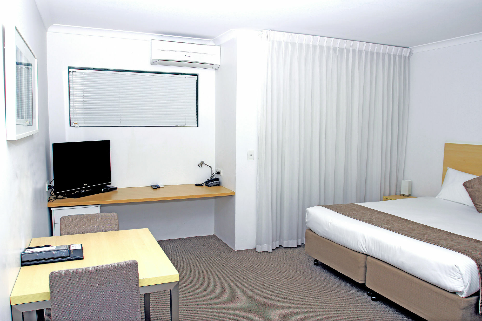 Perth Ascot Central Apartment Hotel Official Bagian luar foto